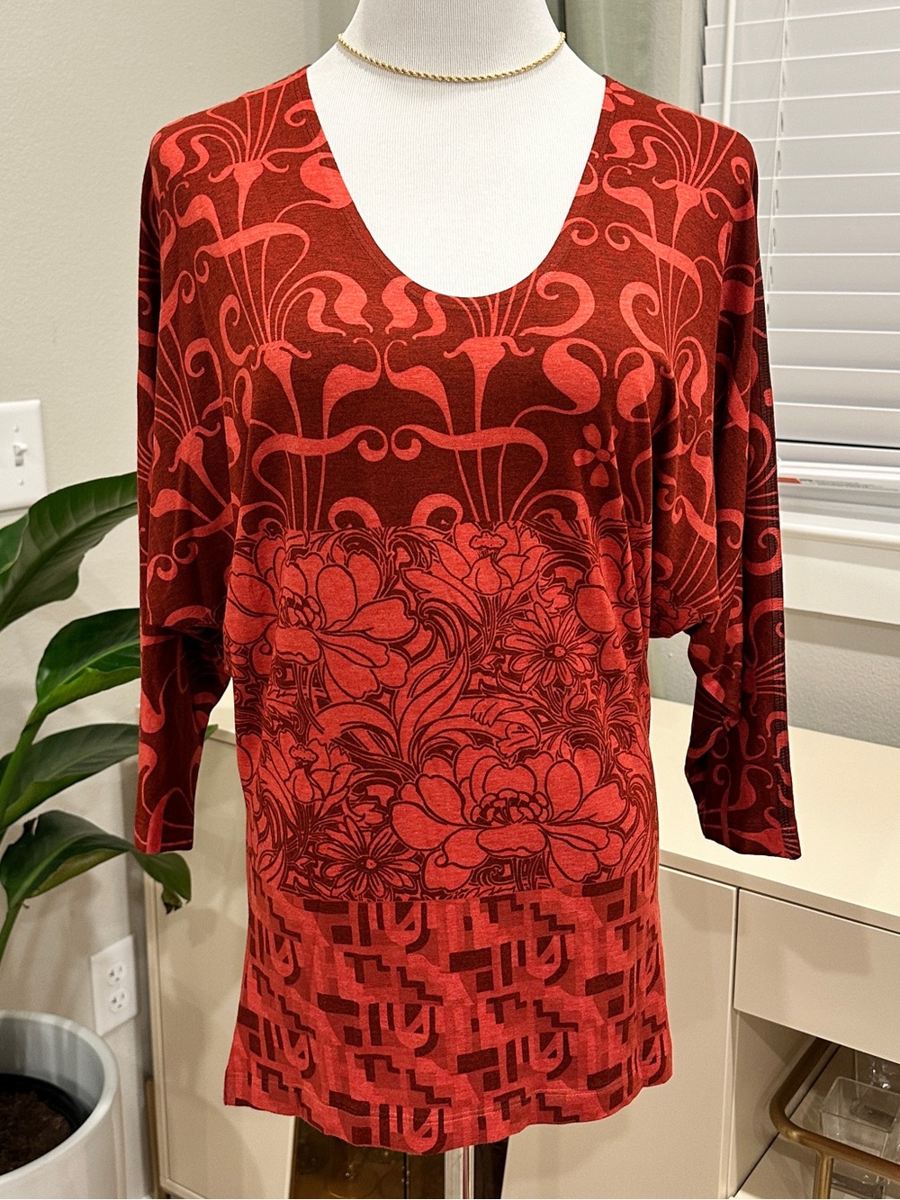 Nally & Millie Red Floral-Print V-Neck Long Sleeve Top